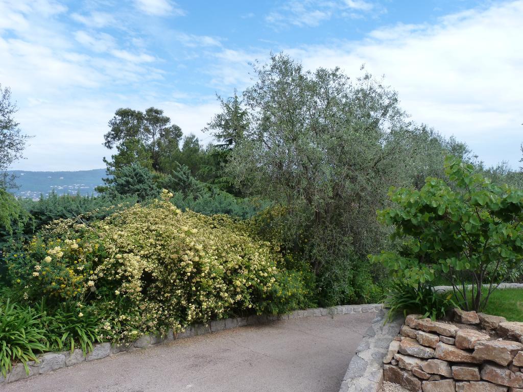 ホテルLa Bastide Des Senteurs Peymeinade エクステリア 写真